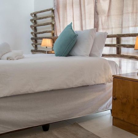 Leeville Guesthouse Kasane Buitenkant foto