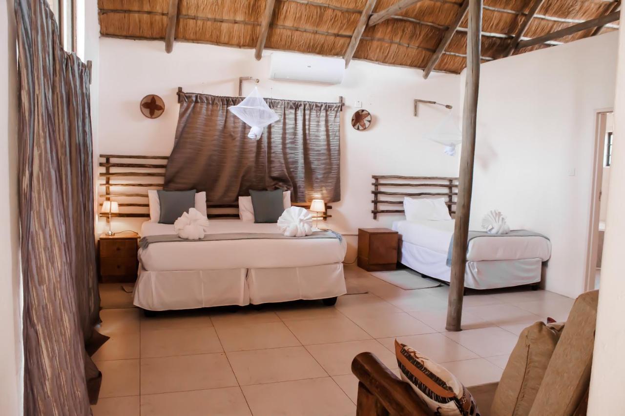 Leeville Guesthouse Kasane Buitenkant foto